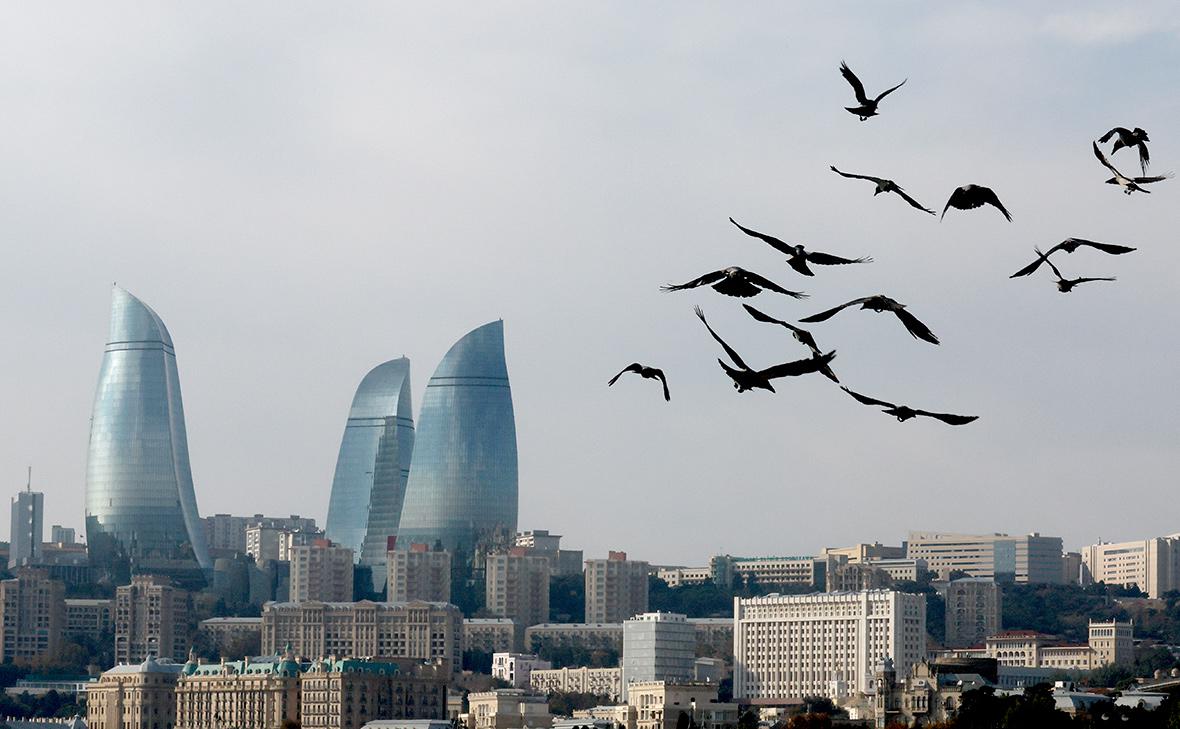 Баку отвергает причастность к тайным переговорам немцев с россиянами