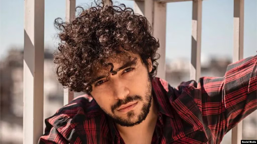 İranlı "Qremmi" laureatı Hacıpur dövlət icazəsi ilə albom buraxır