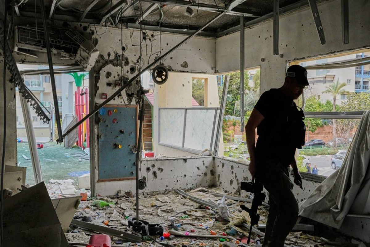 İranın İsrailin cənubuna raket zərbəsi endirib: 7 nəfər ölüb, 47 nəfər yaralanıb