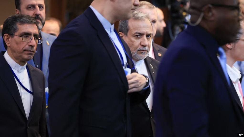 Əraqçi-Uitkoff görüşü İran mühafizəkarlarını narazı salıb