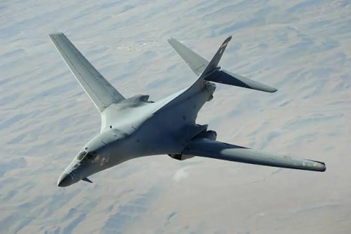 ABŞ İrana qarşı ilk dəfə "B-1 Lancer" bombardmançısından istifadə edib
