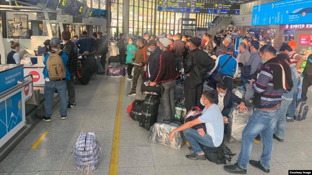 Özbəkistana qayıdan əmək miqrantlarına biznes qrantları veriləcək