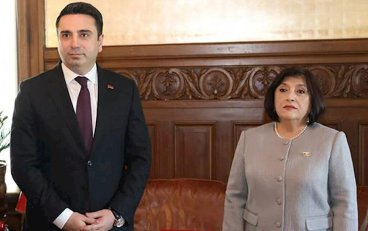 Qafarova Simonyanı Azərbaycana dəvət edib