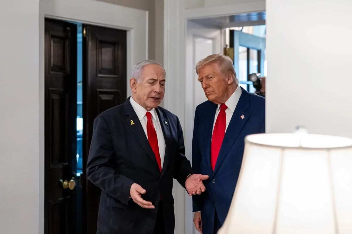 Tramp Netanyahudan İsrail qoşunlarını Livan və Suriyadan çıxarmağı tələb edib