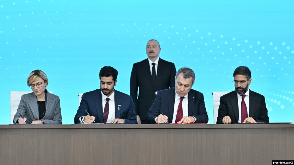 Bakıda 7.5 milyard dollarlıq müqavilələr imzalanıb