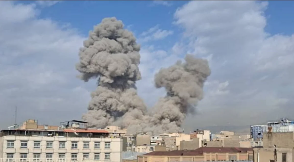 İranda məktəbə endirilən zərbədə 160-dək şəxs ölüb